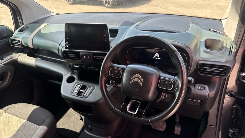 Citroen e-Berlingo 100Kw Feel XL 50Kwh 7 Seat Grey #10