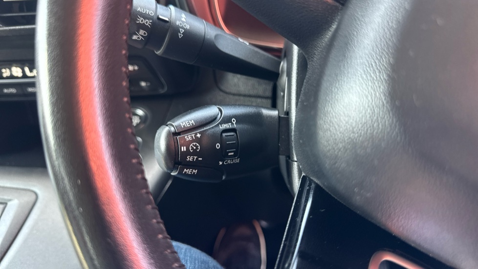 Citroen e-Berlingo 100Kw Feel XL 50Kwh 7 Seat Grey #25
