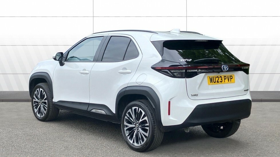 Toyota Yaris Cross Excel White #2