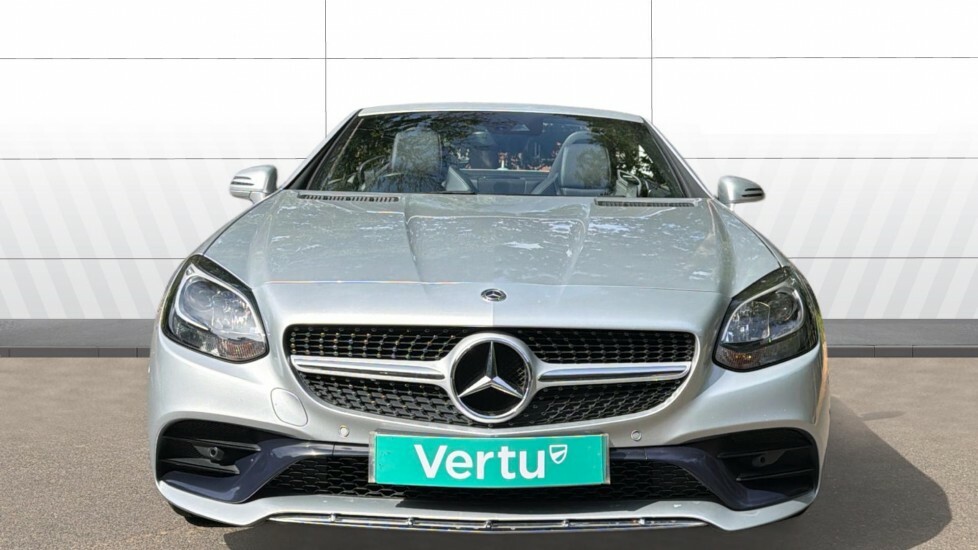 Mercedes-Benz SLC Amg Line Silver #3