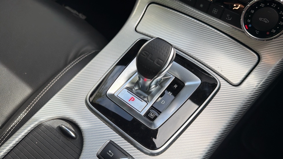 Mercedes-Benz SLC Slc 300 Amg Line 9G-tronic Black #13