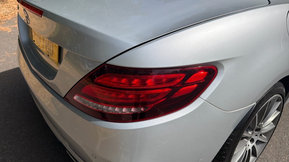Mercedes-Benz SLC Slc 300 Amg Line 9G-tronic Black #37