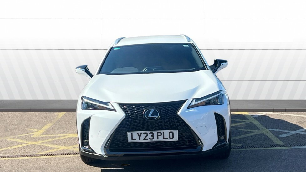 Lexus UX F-sport Design White #3
