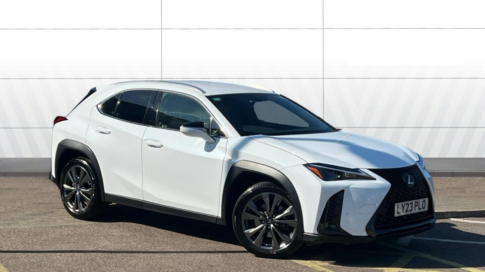 Lexus UX F-sport Design White