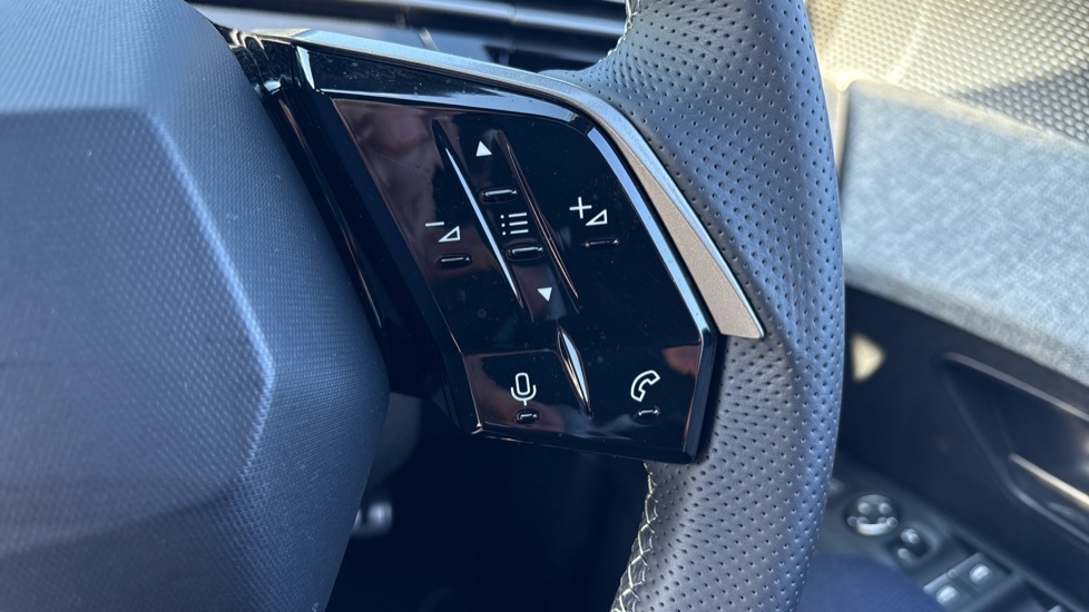 Peugeot 3008 Gt Black #30