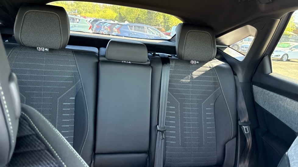 Peugeot 3008 Gt Black #15