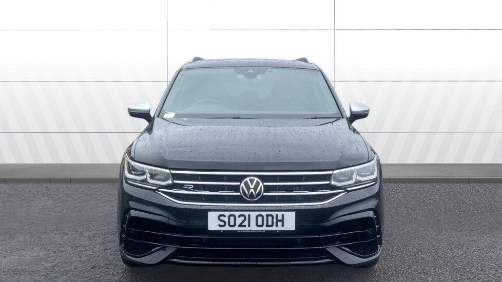 Volkswagen Tiguan R Black #3
