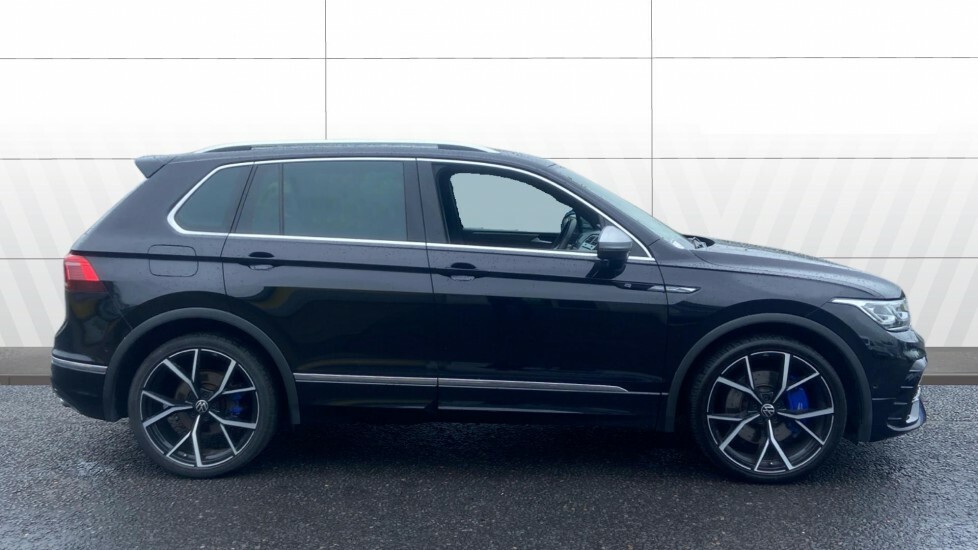 Volkswagen Tiguan R Black #5