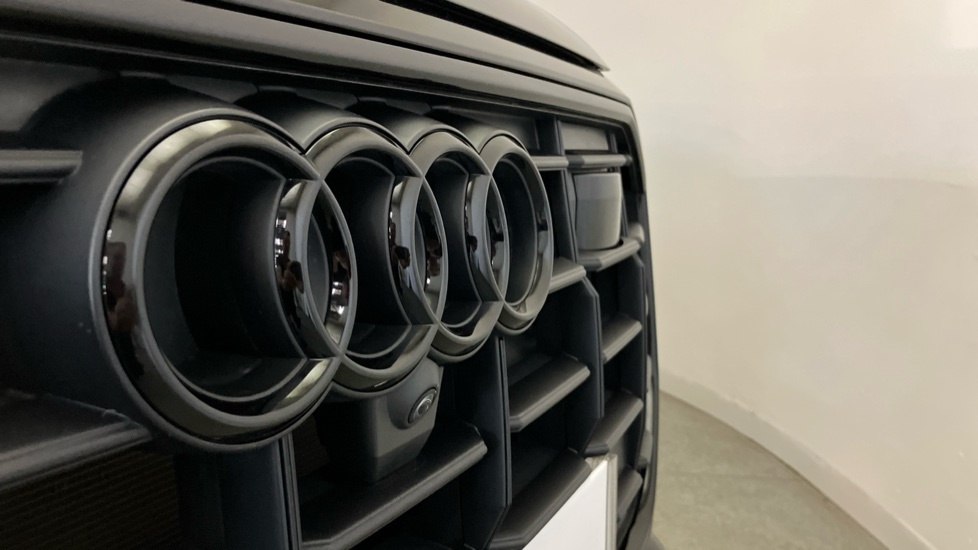 Audi Q8 Sq8 Tfsi Quattro Vorsprung Tiptronic Black #33