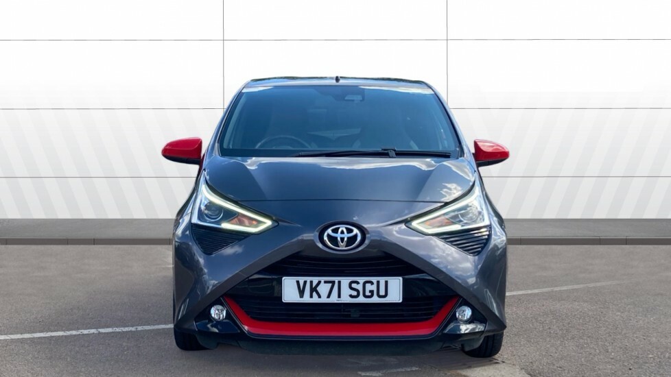 Toyota Aygo X X-trend Grey #3