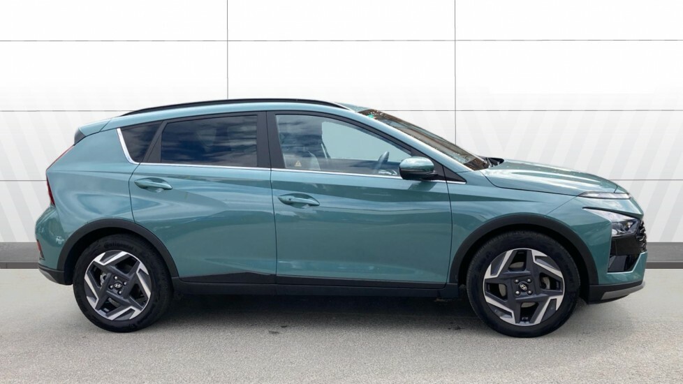 Hyundai Bayon Ultimate Green #4