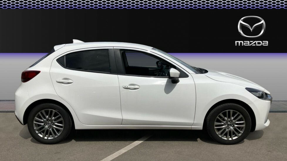 Mazda 2 Gt Sport White #5