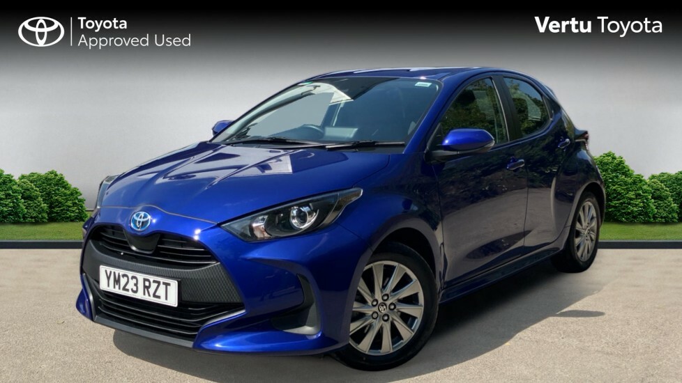 Toyota Yaris Icon Blue #3
