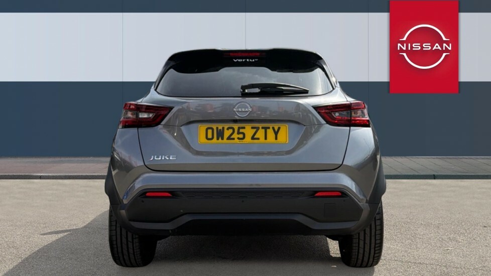 Nissan Juke Tekna Grey #6