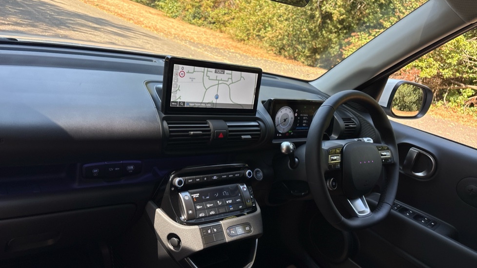 Hyundai Inster 85Kw Cross 49Kwh Beige #9