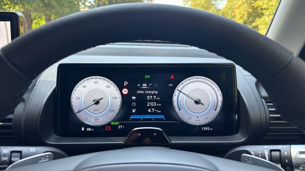 Hyundai Inster 85Kw Cross 49Kwh Beige #18