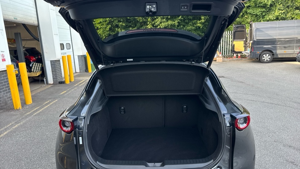 Mazda CX-30 Exclusive-line Grey #4