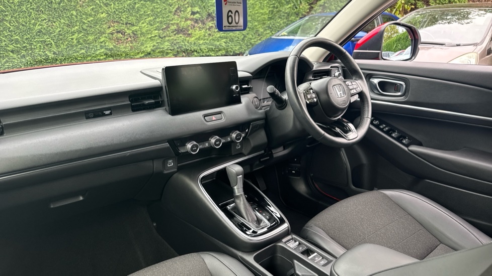 Honda Hr-V Advance Red #2