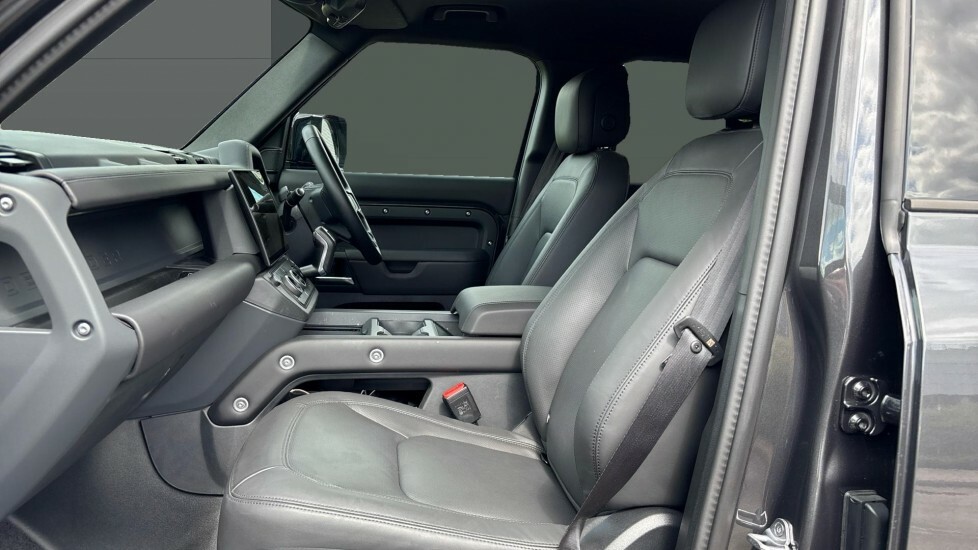 Land Rover Defender 110 X-dynamic Hse Grey #3