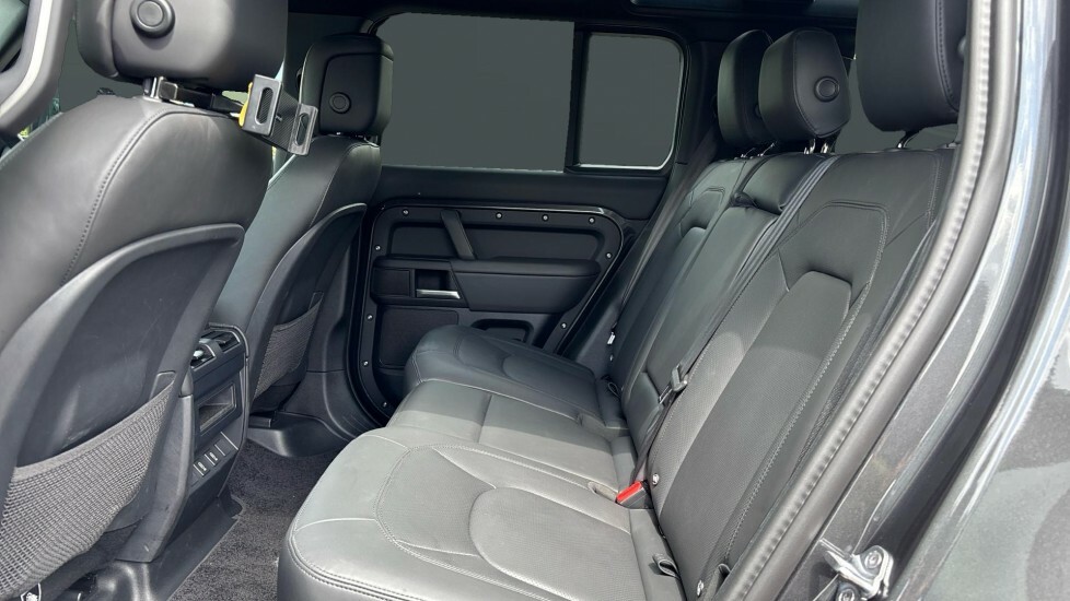 Land Rover Defender 110 X-dynamic Hse Grey #4