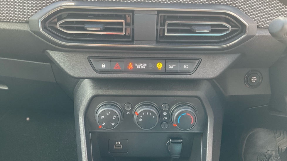 Dacia Sandero 1.0 Tce Comfort Euro 6 Ss Red #35