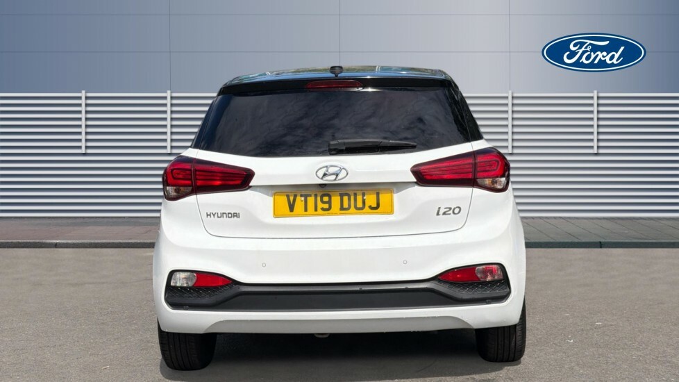 Hyundai I20 Play White #6