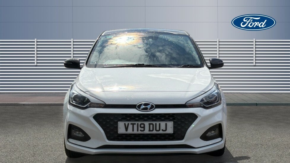 Hyundai I20 Play White #3