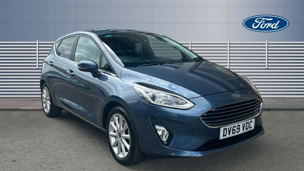 Ford Fiesta Titanium Blue