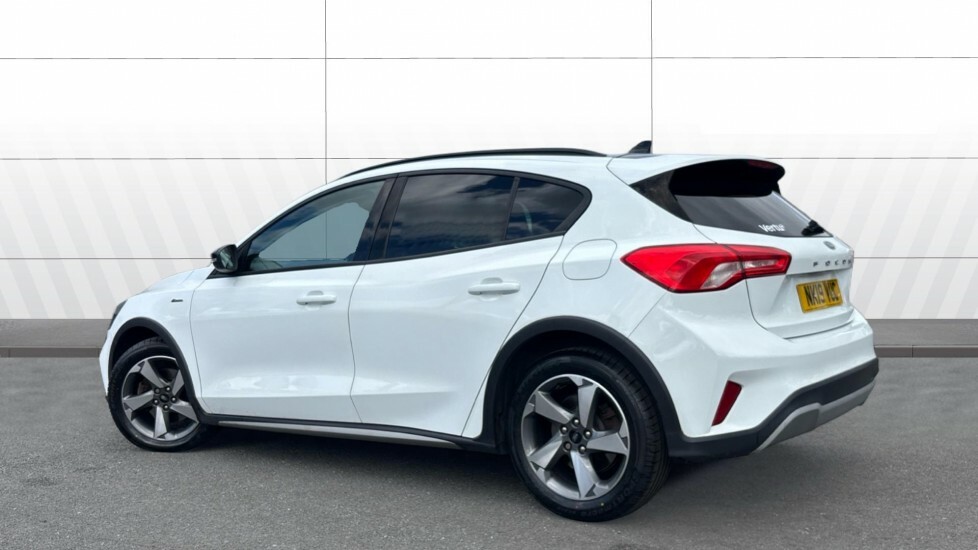 Ford Focus Active White #2