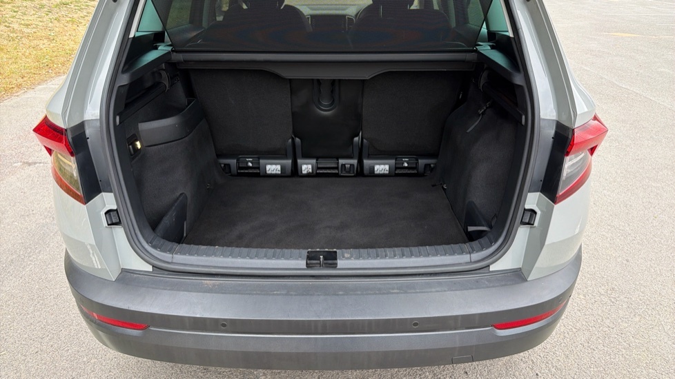 Skoda Karoq Se L Grey #4
