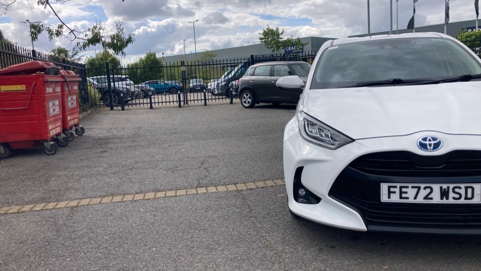 Toyota Yaris 1.5 Vvt-h Excel E-cvt Euro 6 Ss White #32