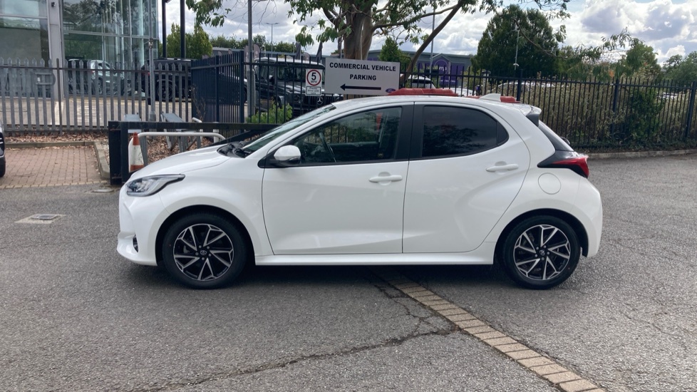 Toyota Yaris 1.5 Vvt-h Excel E-cvt Euro 6 Ss White #40