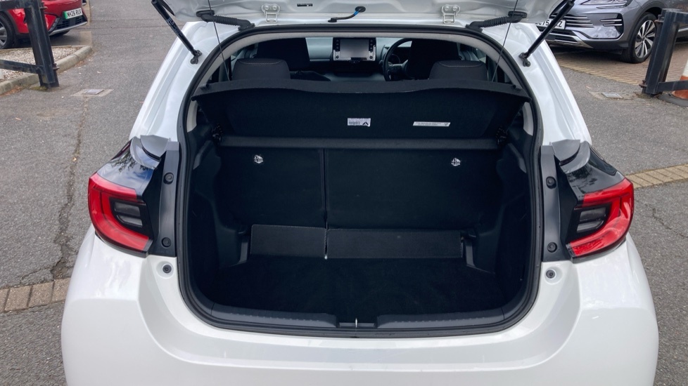 Toyota Yaris 1.5 Vvt-h Excel E-cvt Euro 6 Ss White #4
