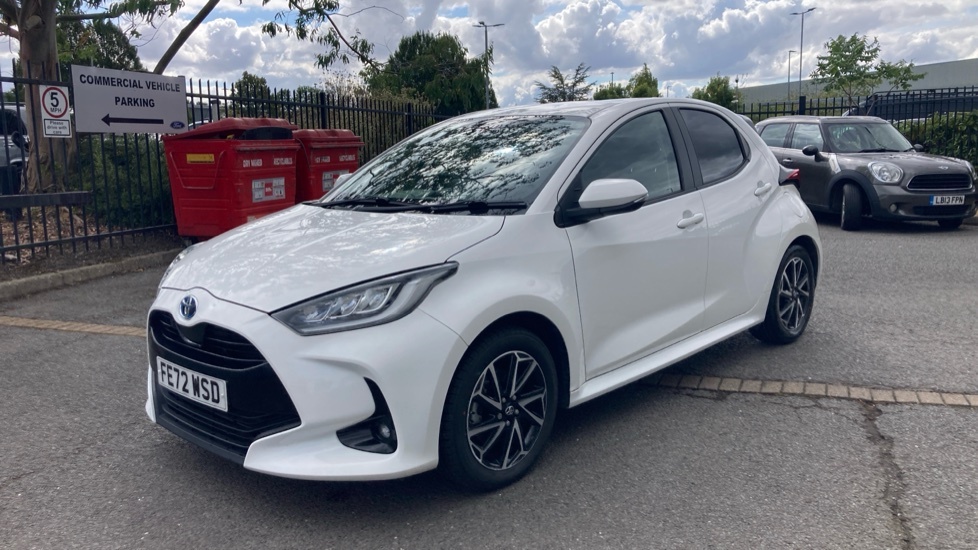 Toyota Yaris 1.5 Vvt-h Excel E-cvt Euro 6 Ss White #41