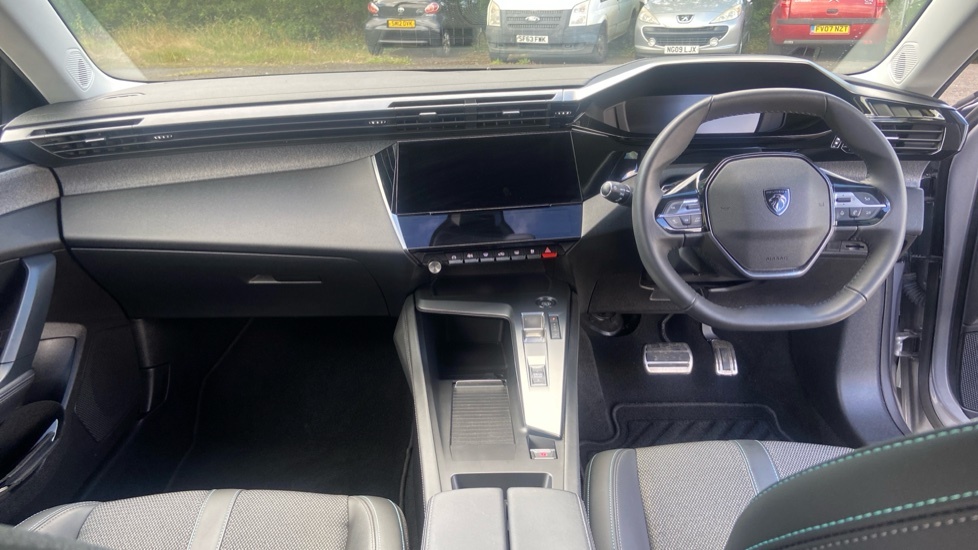 Peugeot 308 1.2 Puretech Allure Premium Eat8 Green #10