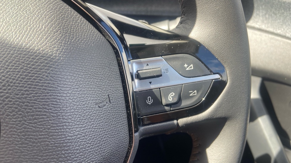 Peugeot 308 1.2 Puretech Allure Premium Eat8 Green #38