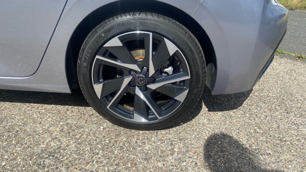 Peugeot 308 1.2 Puretech Allure Premium Eat8 Green #48