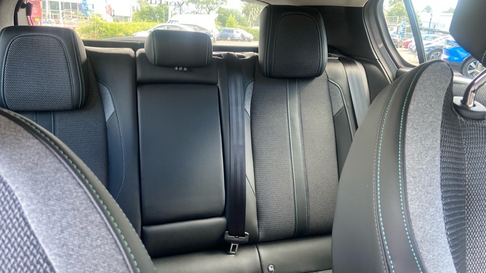 Peugeot 308 1.2 Puretech Allure Premium Eat8 Green #15
