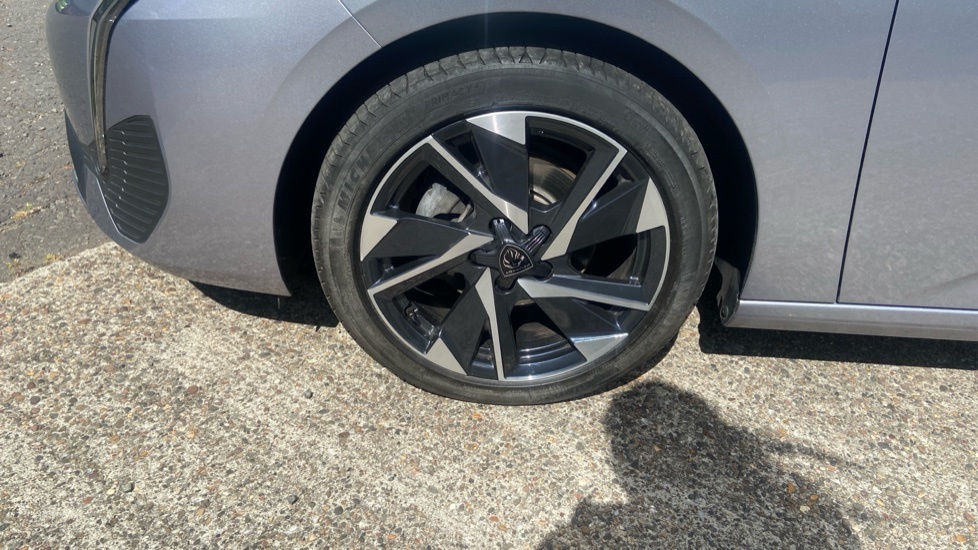 Peugeot 308 1.2 Puretech Allure Premium Eat8 Green #49