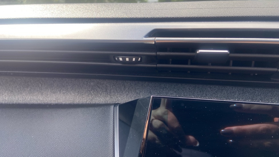 Peugeot 308 1.2 Puretech Allure Premium Eat8 Green #35
