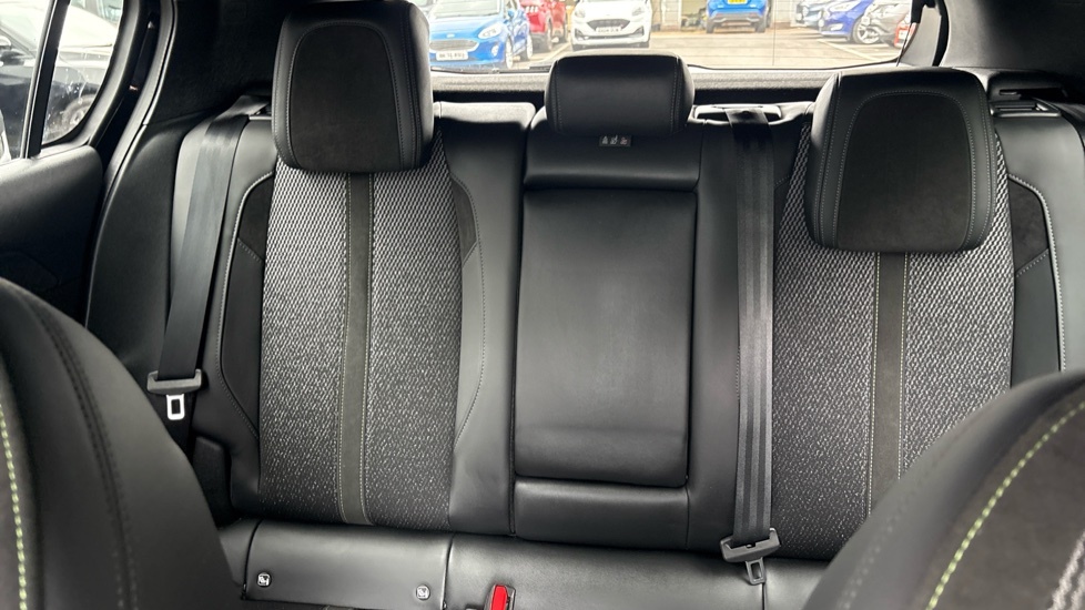 Peugeot 308 115Kw First Edition 54Kwh Grey #13