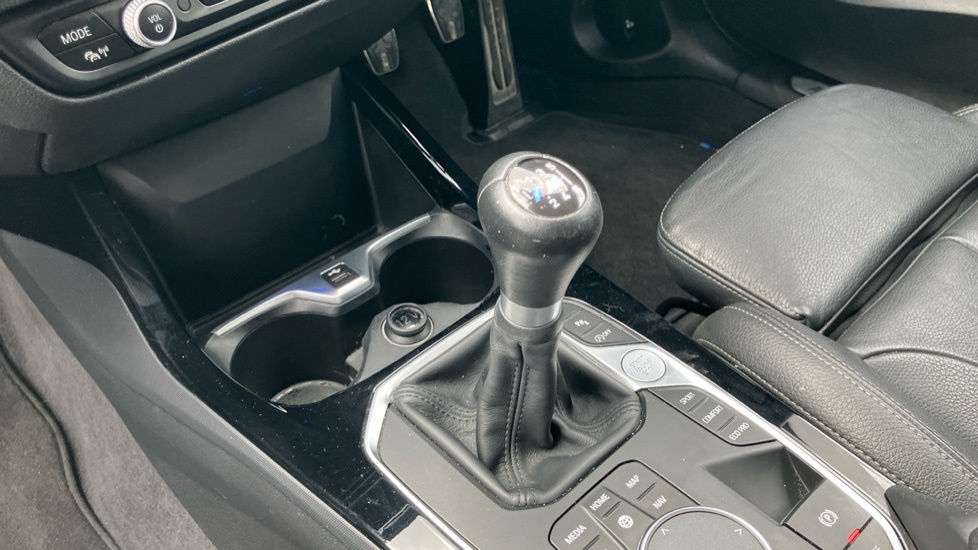 BMW 1 Series 118I M Sport White #13