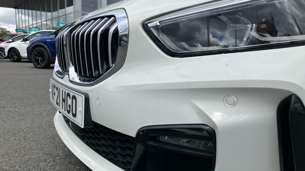 BMW 1 Series 118I M Sport White #36
