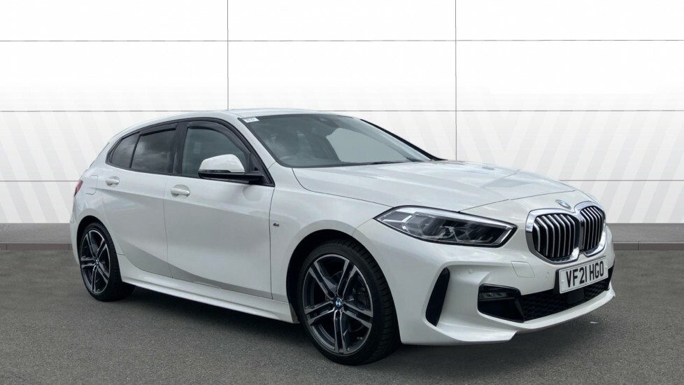 BMW 1 Series 118I M Sport White #1