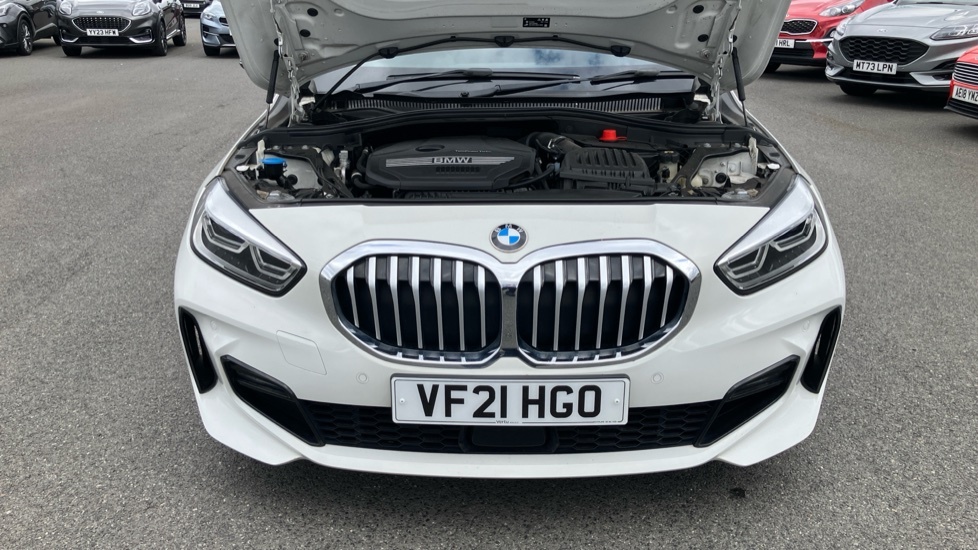BMW 1 Series 118I M Sport White #8