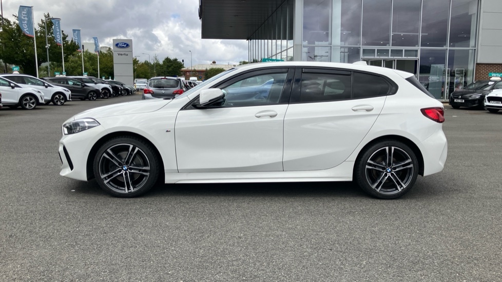 BMW 1 Series 118I M Sport White #34