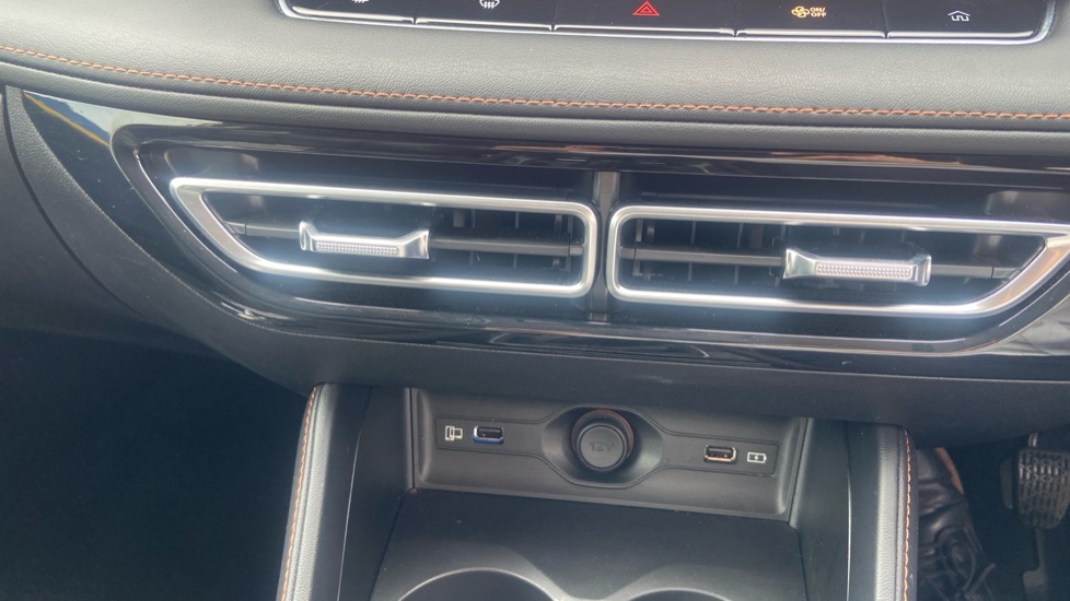 MG HS 1.5 Hybrid Trophy Suv Hybrid Euro Red #30