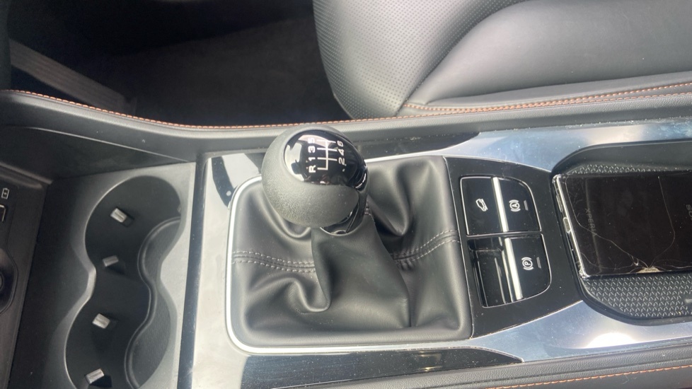 MG HS 1.5 Hybrid Trophy Suv Hybrid Euro Red #13