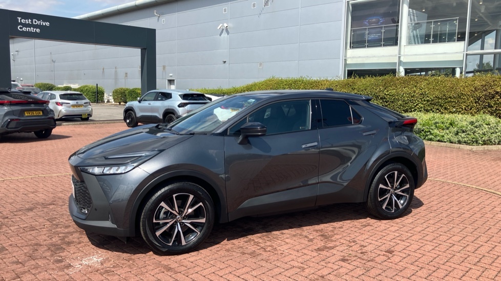 Toyota C-Hr 165Kw Design 77Kwh Hatchback SY26HXR Black #42