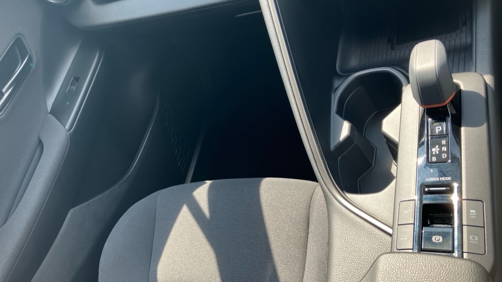Toyota C-Hr 165Kw Design 77Kwh Hatchback SY26HXR Black #54